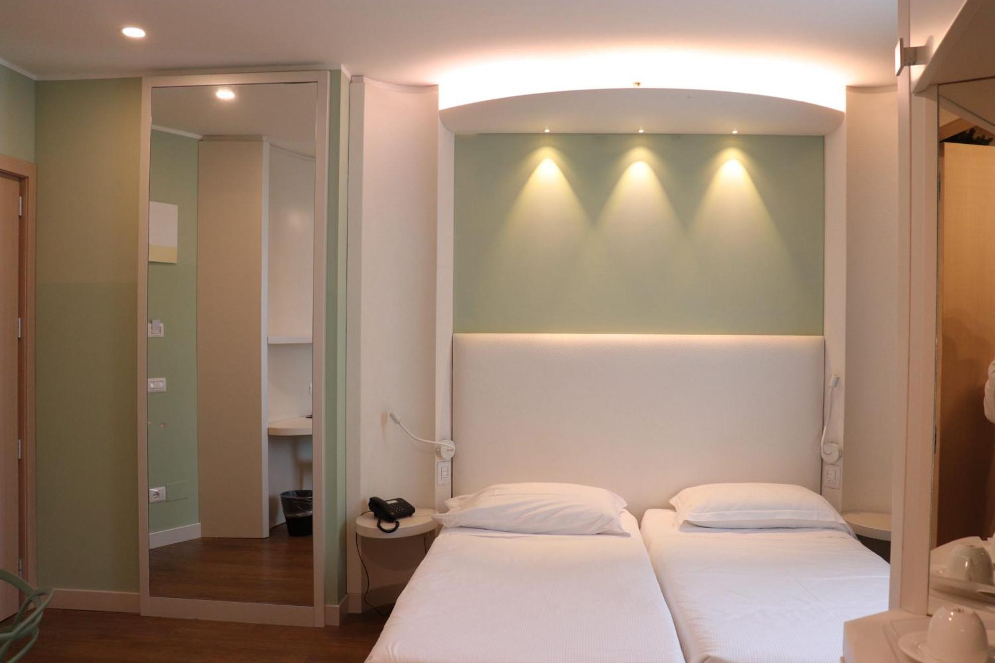 Ark Hotel Верона Екстер'єр фото